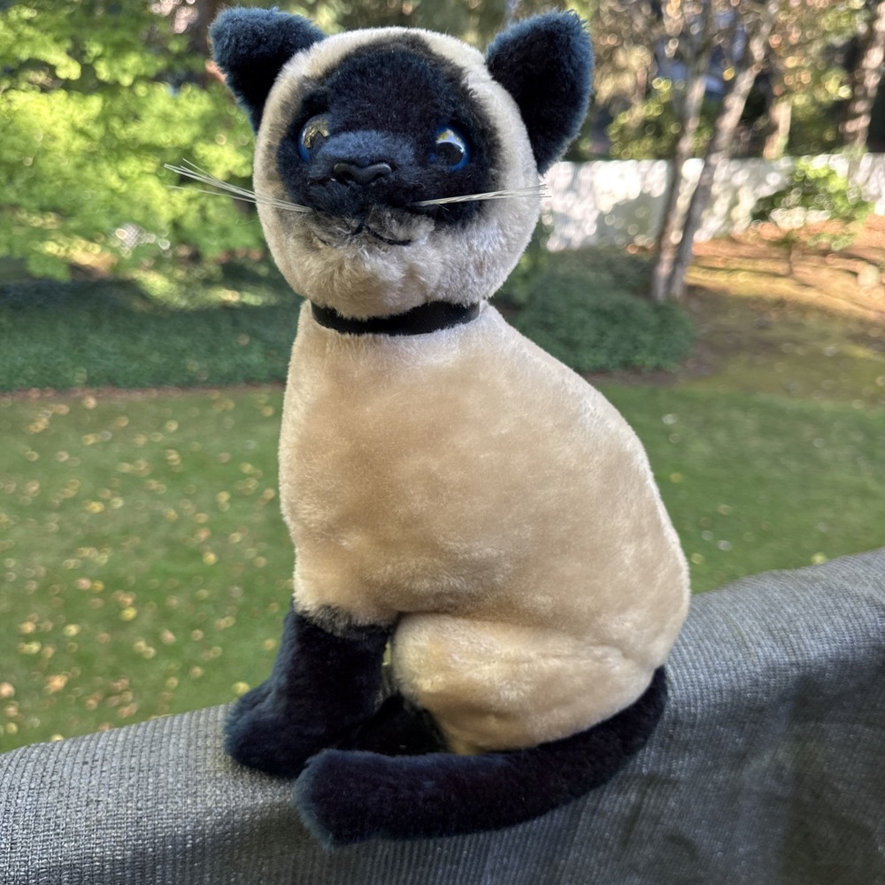 Vintage DAKIN Siamese Cat Applause Plush Stuffed Animal 1980 Vtg